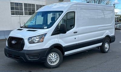 2026 Ford Transit Medium Roof