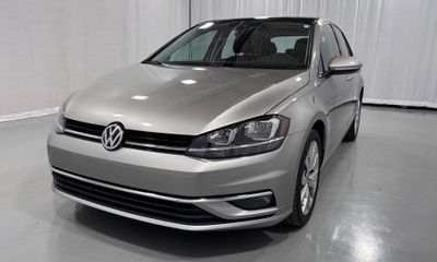2019 Volkswagen Golf S SE