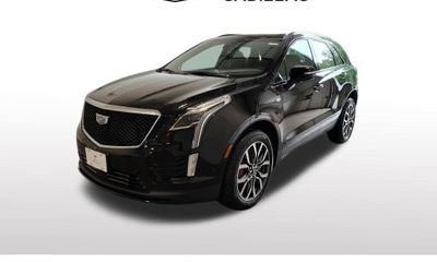 2026 Cadillac XT5 Sport