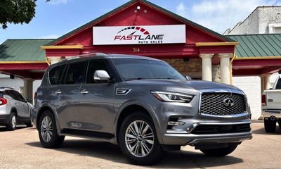 2021 Infiniti QX80 S