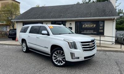 2019 Cadillac Escalade ESV Premium Luxury