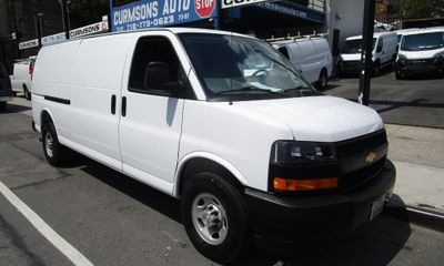 2025 Chevrolet Express EXT