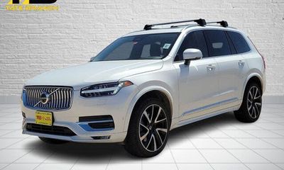 2023 Volvo XC90 Plus Bright