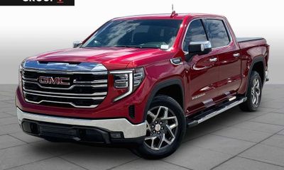 2024 GMC Sierra SLT