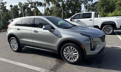 2024 Cadillac XT4 Luxury