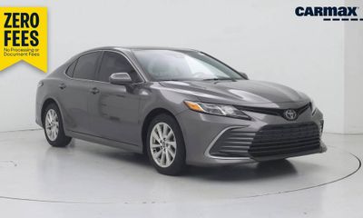 2022 Toyota Camry LE