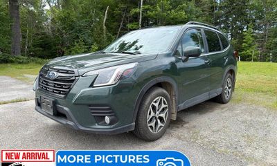 2023 Subaru Forester Premium ES Smart