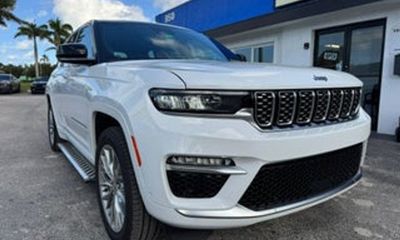 2024 Jeep Grand Cherokee Summit