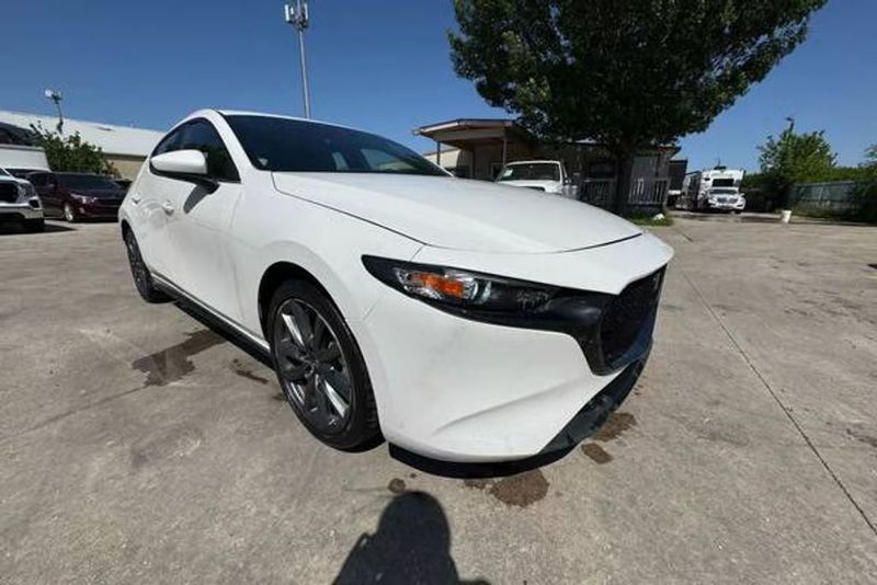 2021 Mazda Mazda3 — a typically priced live listing