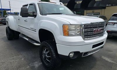 2011 GMC Sierra Denali