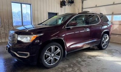 2017 GMC Acadia Denali