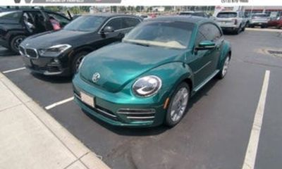 2017 Volkswagen Beetle SE SEL