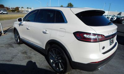 2019 Lincoln Nautilus Reserve