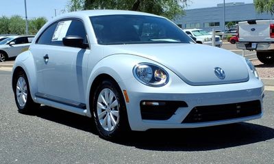 2018 Volkswagen Beetle S Coast