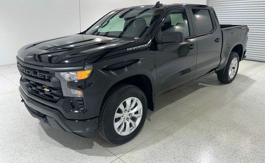2026 Chevrolet Silverado Custom