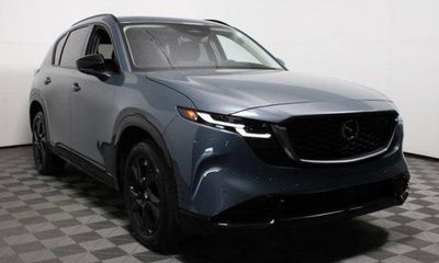 2026 Mazda CX-5 Premium Plus
