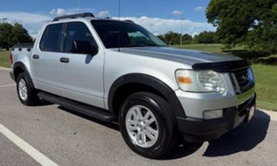 2010 Ford Explorer Sport Trac XLT