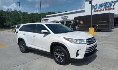 2019 Toyota Highlander LE Plus