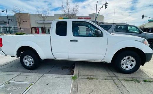 2018 Nissan Frontier S