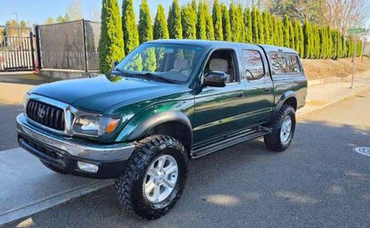 2002 Toyota Tacoma Deluxe