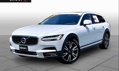 2020 Volvo V90CC Inscription