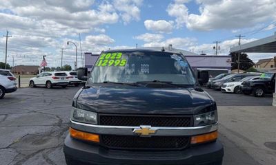 2023 Chevrolet Express 2500
