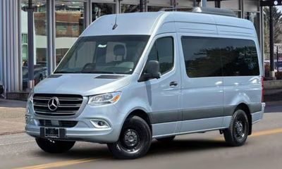 2025 Mercedes-Benz Sprinter 907 VS30 Passenger