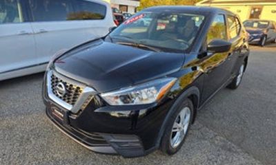 2020 Nissan Kicks S