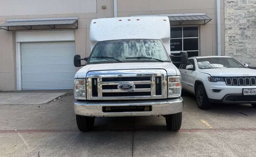 2015 Ford E-Series Chassis