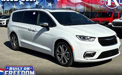 2026 Chrysler Pacifica Pinnacle