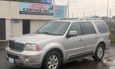 2004 Lincoln Navigator Base