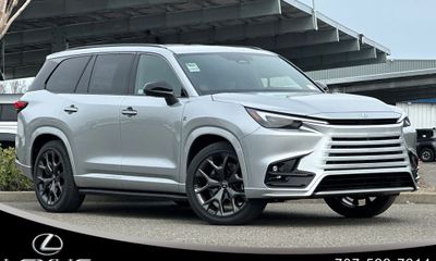 2025 Lexus TX 500H