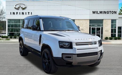 2024 Land Rover Defender 110 SE