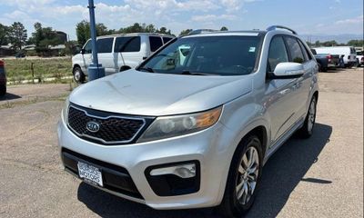 2013 Kia Sorento SX