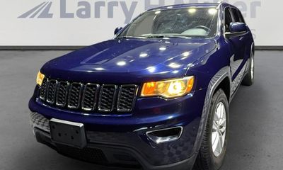 2017 Jeep Grand Cherokee Laredo