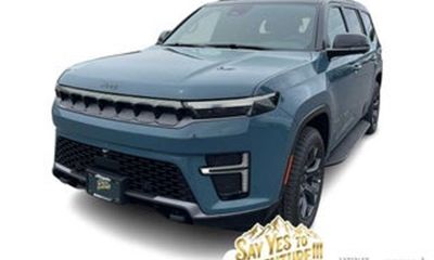 2026 Jeep Grand Wagoneer Base