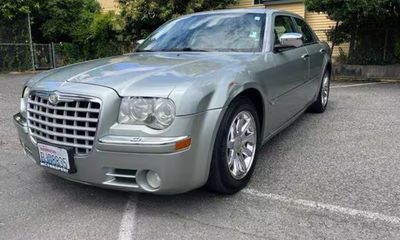 2006 Chrysler 300C C