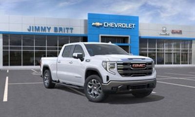 2026 GMC Sierra SLT
