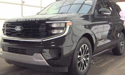2025 Ford Expedition Platinum