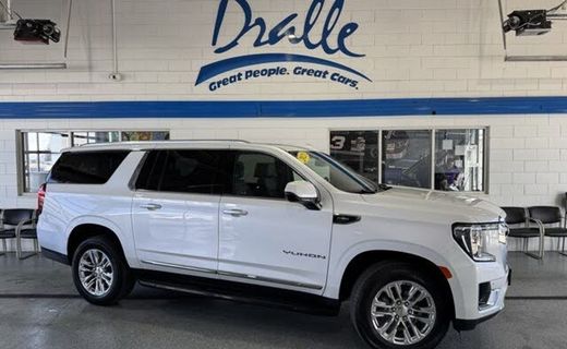 2023 GMC Yukon XL SLT