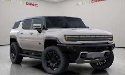 2026 GMC Hummer EV SUV 2X