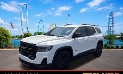 2022 GMC Acadia SLT