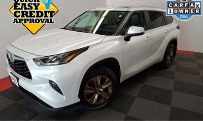 2023 Toyota Highlander HV Special Edition