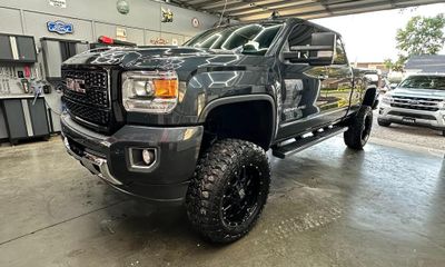 2019 GMC Sierra HD Denali