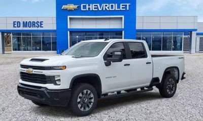 2026 Chevrolet Silverado HD Custom