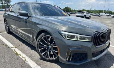2021 BMW 750i