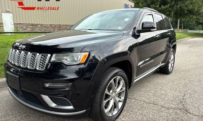 2020 Jeep Grand Cherokee Summit