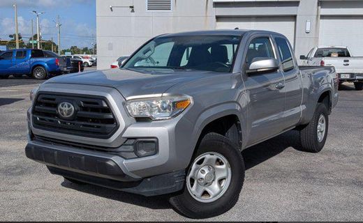 2018 Toyota Tacoma SR