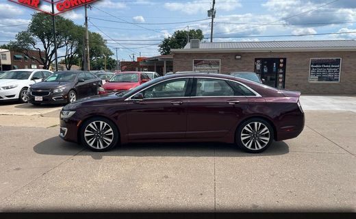 2017 Lincoln MKZ Select