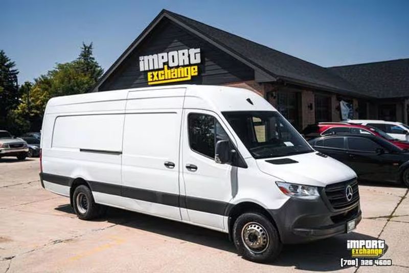 2019 Mercedes-Benz Sprinter — a typically priced live listing